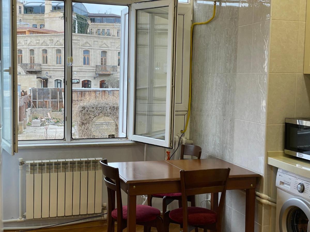 Mayden Family Apartment Баку Екстер'єр фото